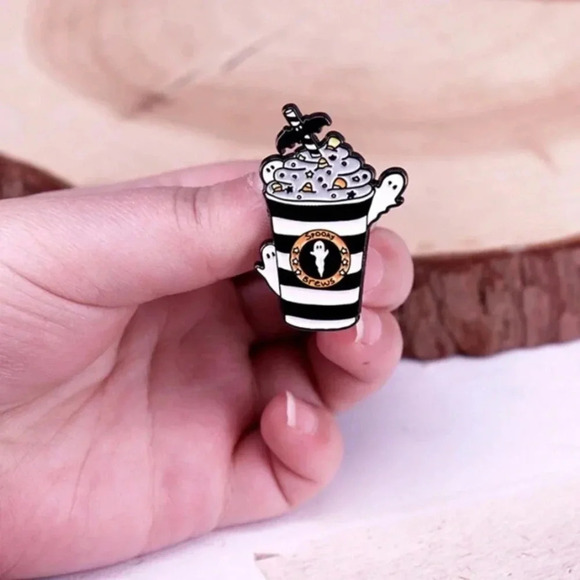 1 piece fun black white Halloween spooky ghost candy corn milkshake enamel pin - Picture 3 of 4